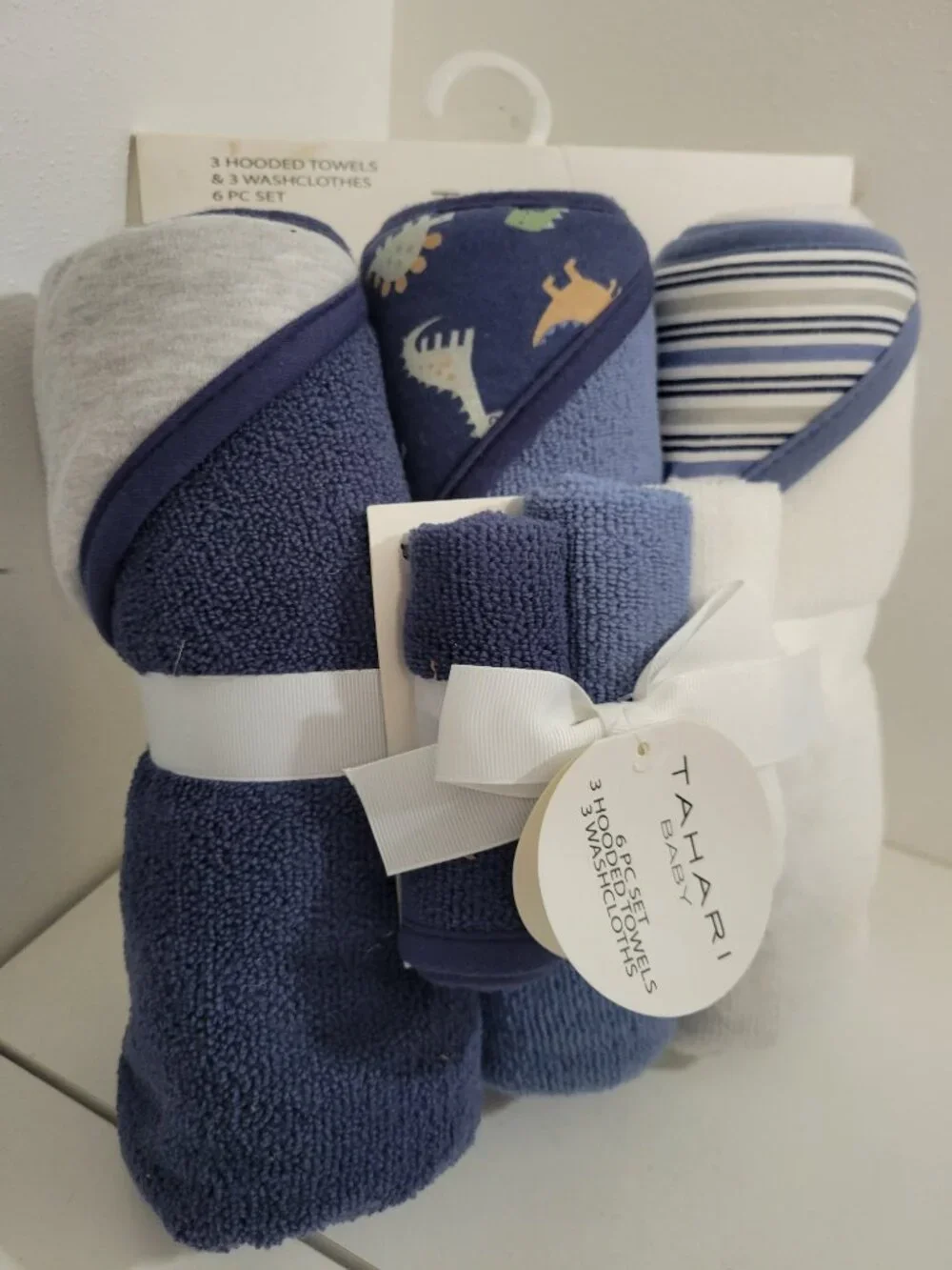NWT Tahari Baby towel Set